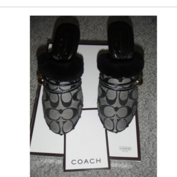 NEW AUTHENTIC VINTAGE COACH SIGNATURE C GRAY MULE CLOGS SIZE 7 - Picture 2 of 14